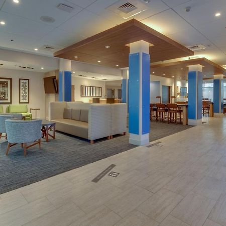 Holiday Inn Express & Suites - Union City By Ihg Exteriér fotografie
