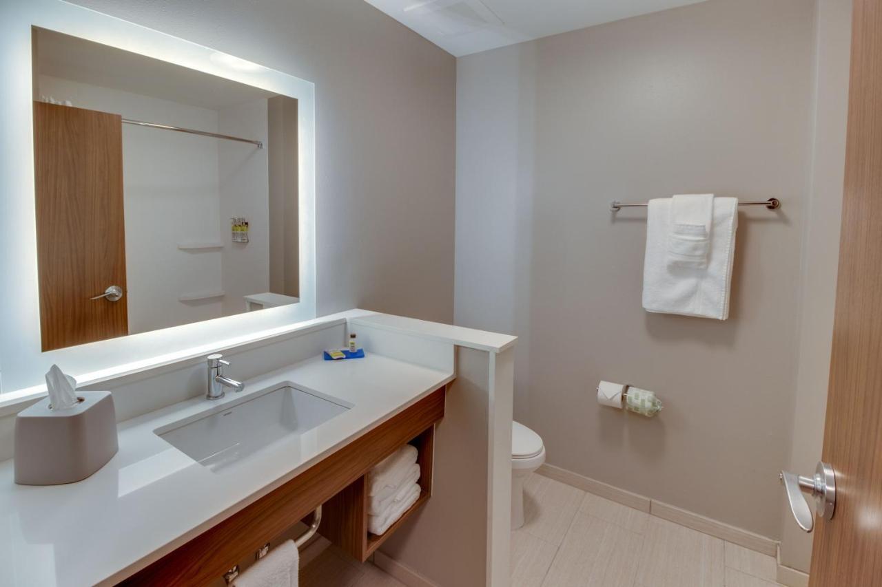 Holiday Inn Express & Suites - Union City By Ihg Exteriér fotografie