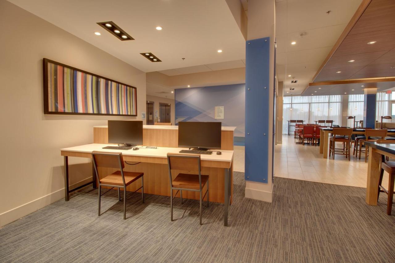 Holiday Inn Express & Suites - Union City By Ihg Exteriér fotografie