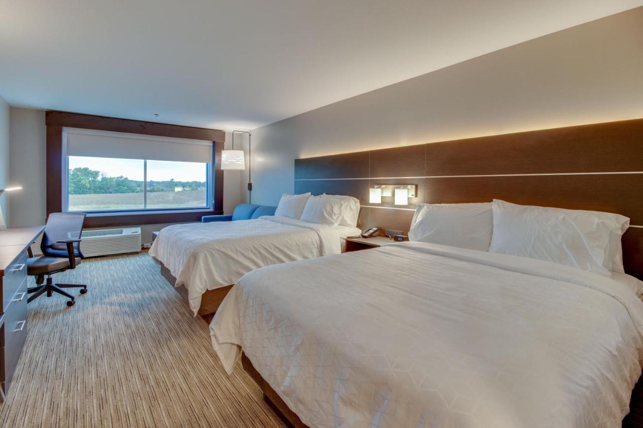 Holiday Inn Express & Suites - Union City By Ihg Exteriér fotografie