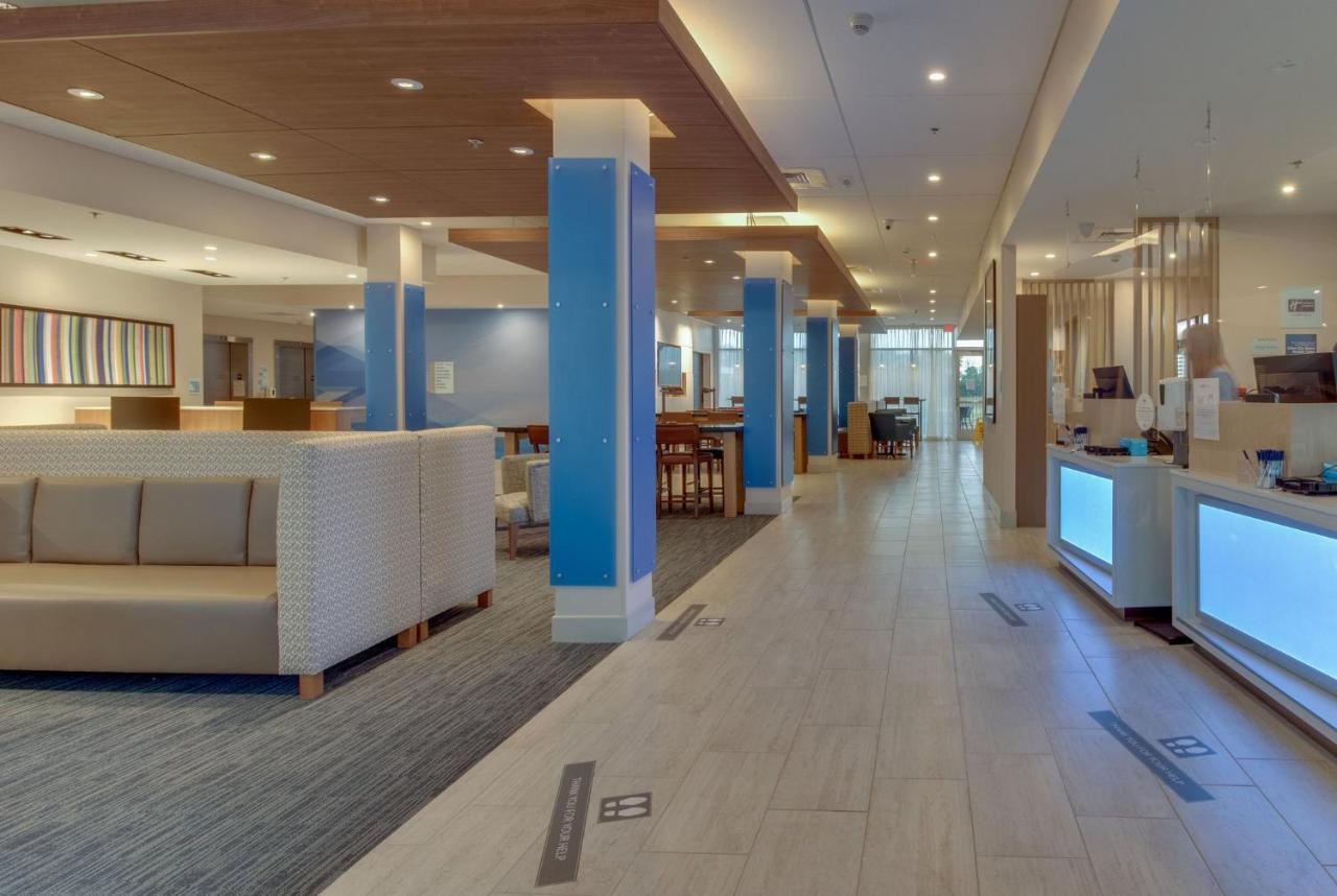 Holiday Inn Express & Suites - Union City By Ihg Exteriér fotografie